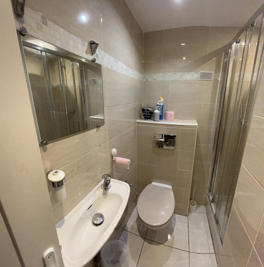 Jolie Appartement Nice Proche Mer Et Aeroport Une Chambre Plus Salon Avec Cuisine Εξωτερικό φωτογραφία